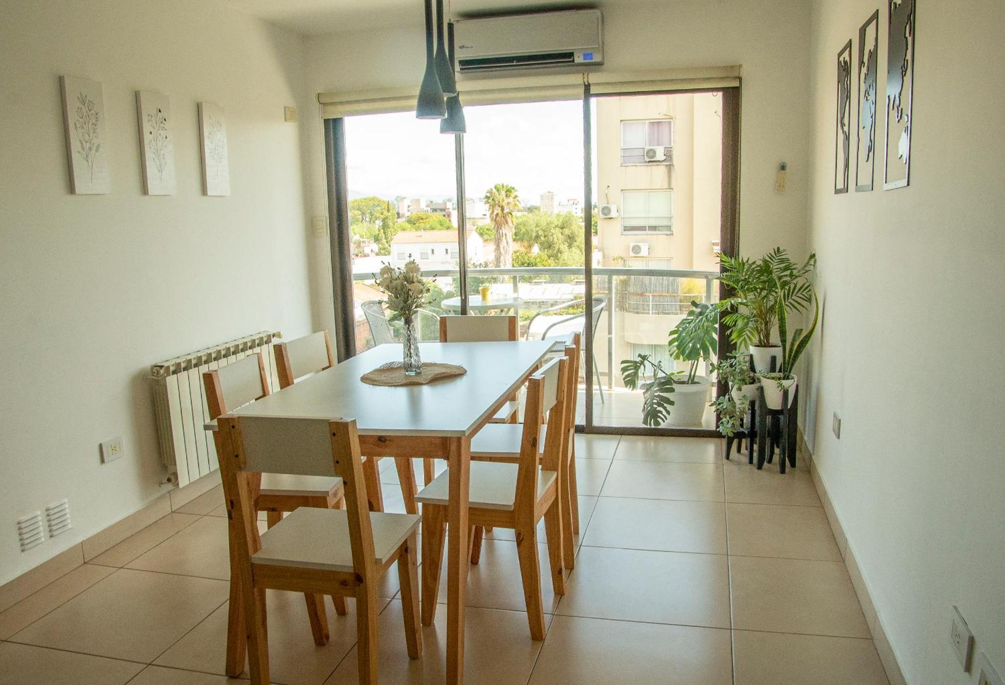 Leguizamon Apartamento *